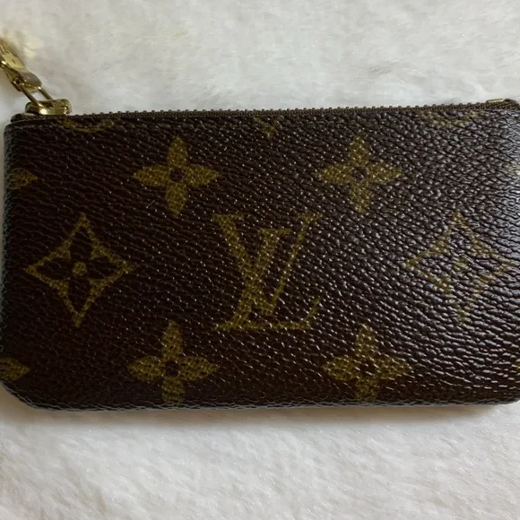 ❌❌SOLD❌❌100% Authentic Louis Vuitton Key Cles. - Picture 7 of 16